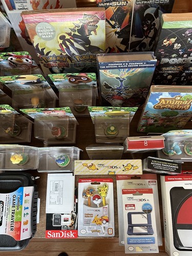 75 ITEM BUNDLE: New Nintendo 3DS Xl - Pikachu Ed., 24 games, 30 amiibo, & MORE! - Picture 11 of 17