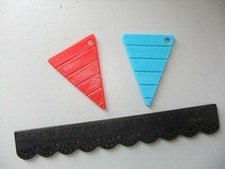 2 St&auml;rke Ma&szlig;e Tatting Frivolite rot Aqua Eco Kunststoff NEU Anh&auml;nger