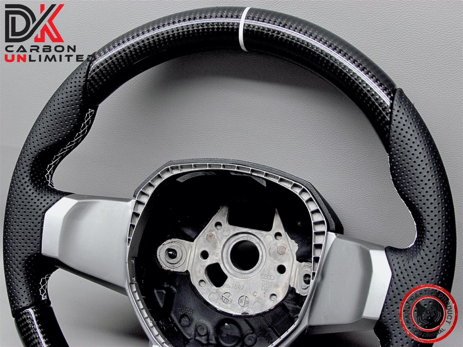 Lamborghini Aventador SVJ63 LP700Perforated White Ring Carbon Steering Wheel v4