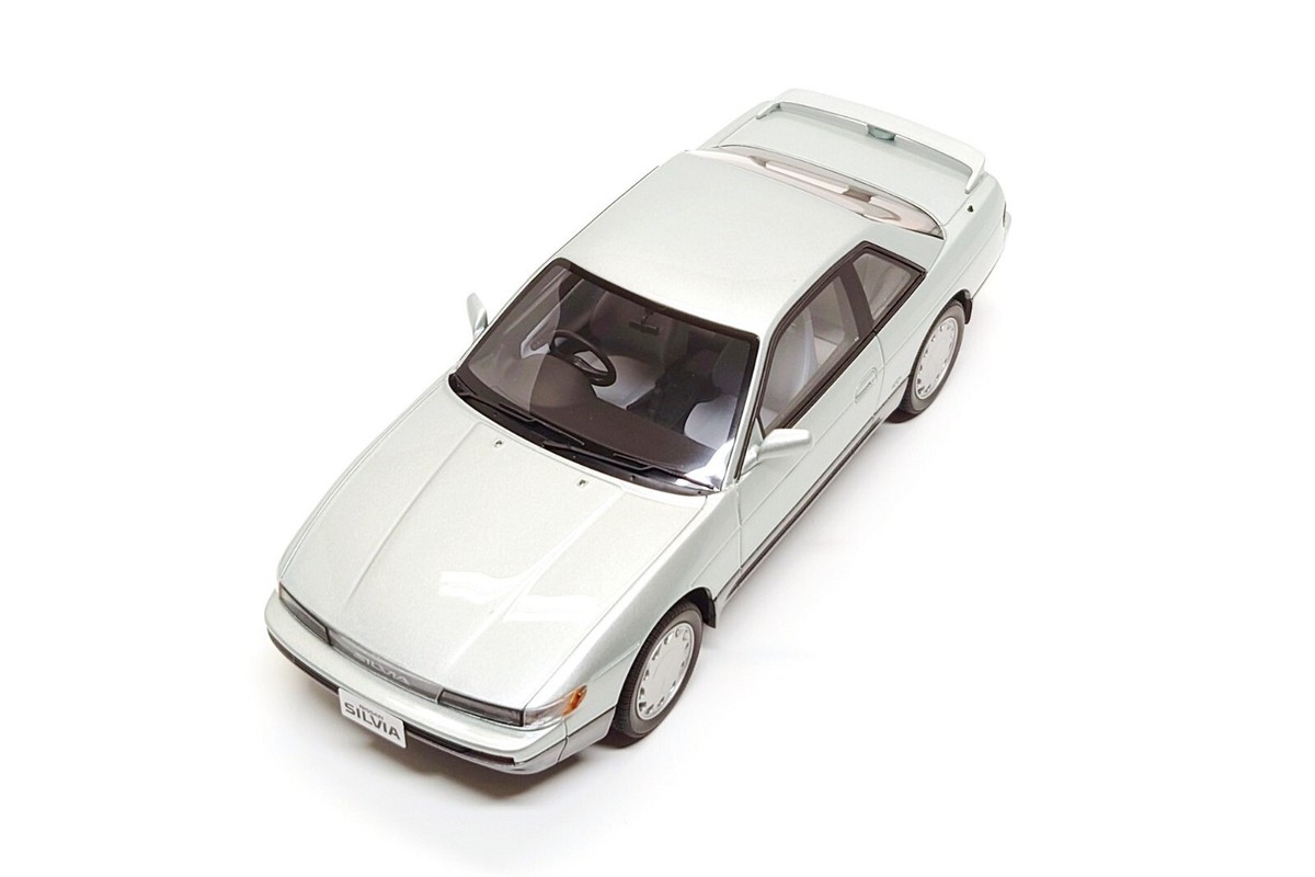 Kyosho Samurai 1:18 Nissan Silvia K's (S13) in Silver Green Kyosho Samurai 1:18 Nissan Silvia K's (S13) in Silver Green