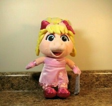 Disney Store The Muppets Miss Piggy Plush Doll 14" NWT