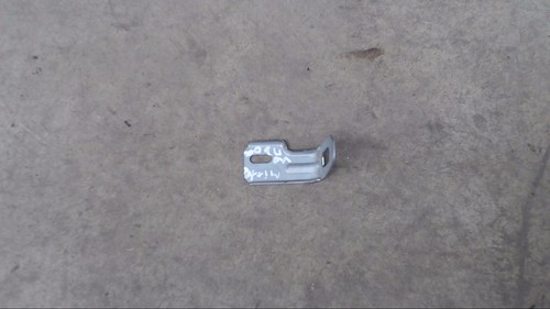 Halterung Mittelkonsole Vorne Links 7134131 BMW 118d DPF Bj 2007 E81,E82,E8