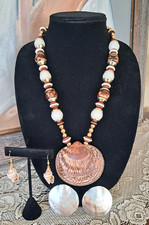 VINTAGE Hawaiian Style Large Clam Shell Necklace w/Abolone & Seashell Earrings