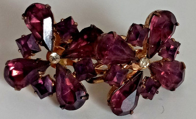 vtg lisner brilliant amethyst screw back square rhinestone earrings 3/4''