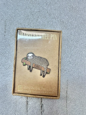 NWT PETER PAUPER PRESS Inc 2017 Sloth Chill Cloisonne Brooch 