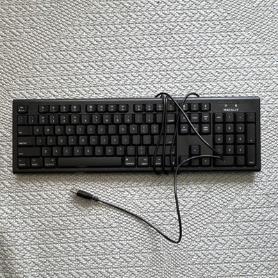 Macally QKEYB Wired USB Black QWERTY English Plug & Play Standard Keyboard