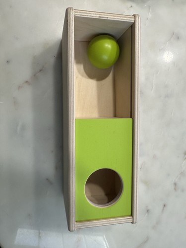 Lovevery Green Sliding Top Box The Thinker Play Kit One Wooden Ball - Picture 1 of 2