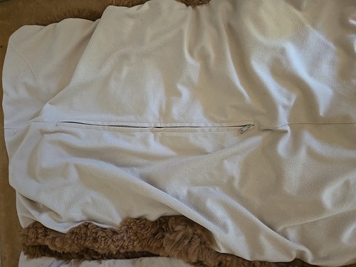 Juego de 2 fundas de almohada de piel de alpaca Bear Cabin extra suaves - Imagen 4 de 8
