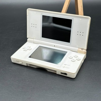 Nintendo DS Lite Konsole in Weiß - ohne Zubehör