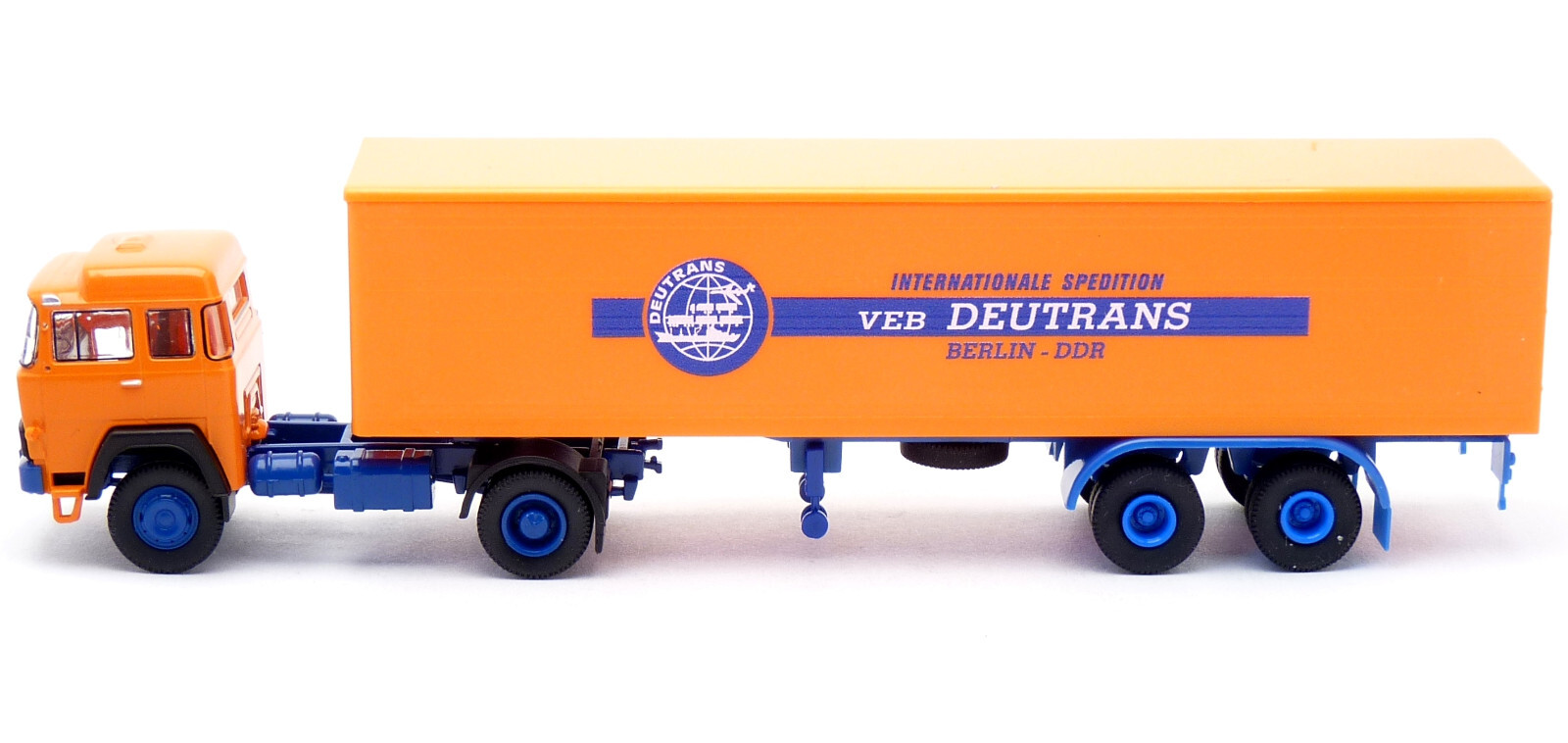 Camion Tracteur Magirus 310 D 16 SZM à L’échelle 1:87 - Modèle Réduit H0 Couleur Jaune/vert