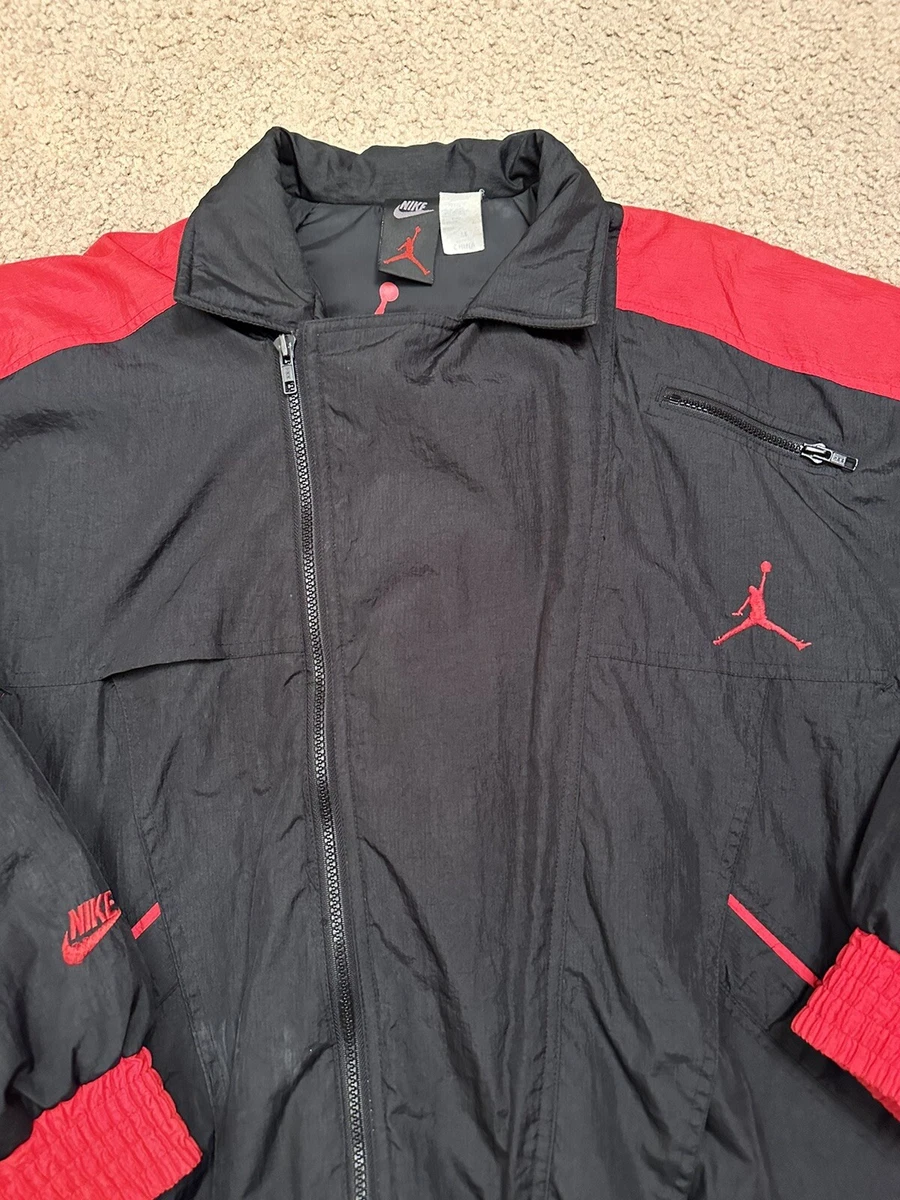 RARE Vintage 90's Nike Air Jordan Flight Puffer Jacket Black Red 23 size Medium