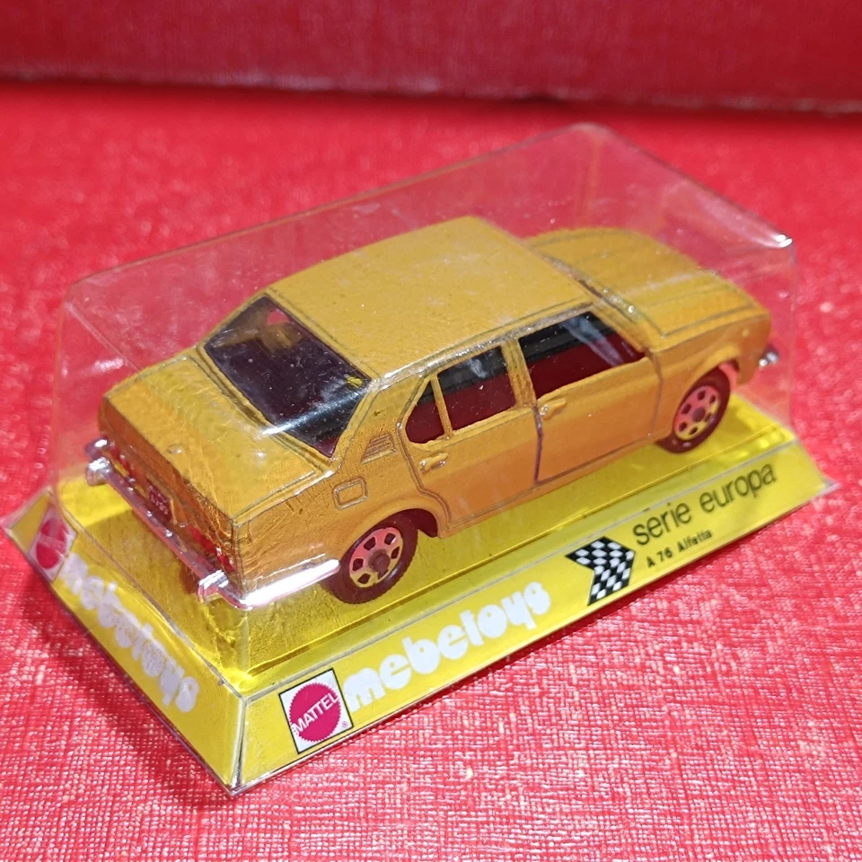ALFA ROMÉO ALFETTA  1/43 MEBETOYS europa  - Photo 2/4