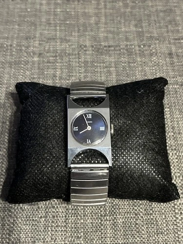 Vintage Mechanical Timex Anvil Ladies Watch On Stainless Steel Bracelet*