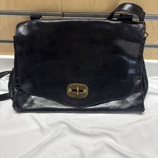 Borse In Pelle Women  s Leather Handbag/Shoulder Bag With Front Flap