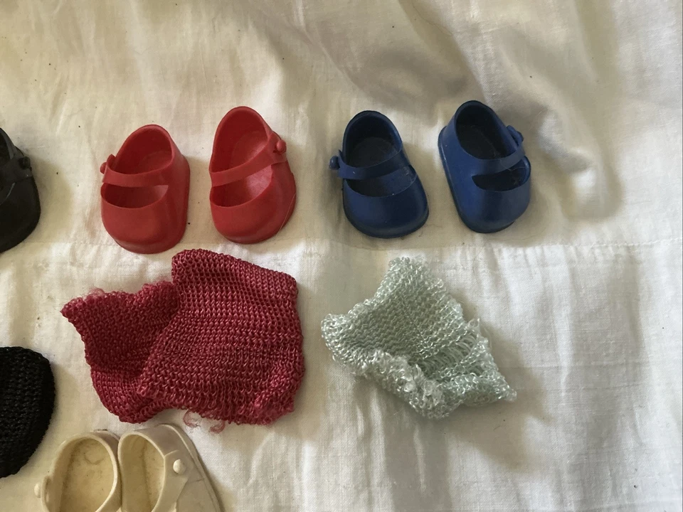 "Lote De Colección De Calcetines Y Zapatos Muñeca Vogue Ginny, Ginny, MA Alex Años 50" Foto 4 de 4