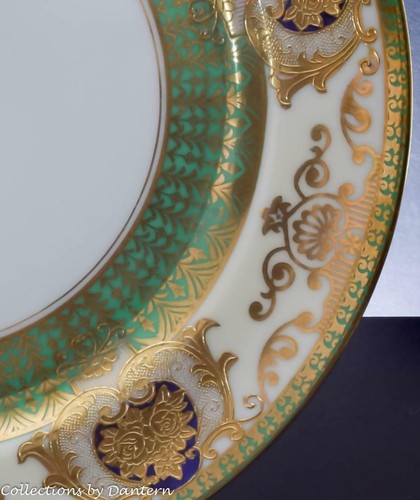 Noritake Porcelain Dinnerware 10.25" Service Cabinet Plates, Set of 3 - Picture 8 of 10