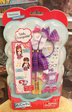 UNOPENED La Dee Da Fashions School Cool Clothing  Accessory set with stickers