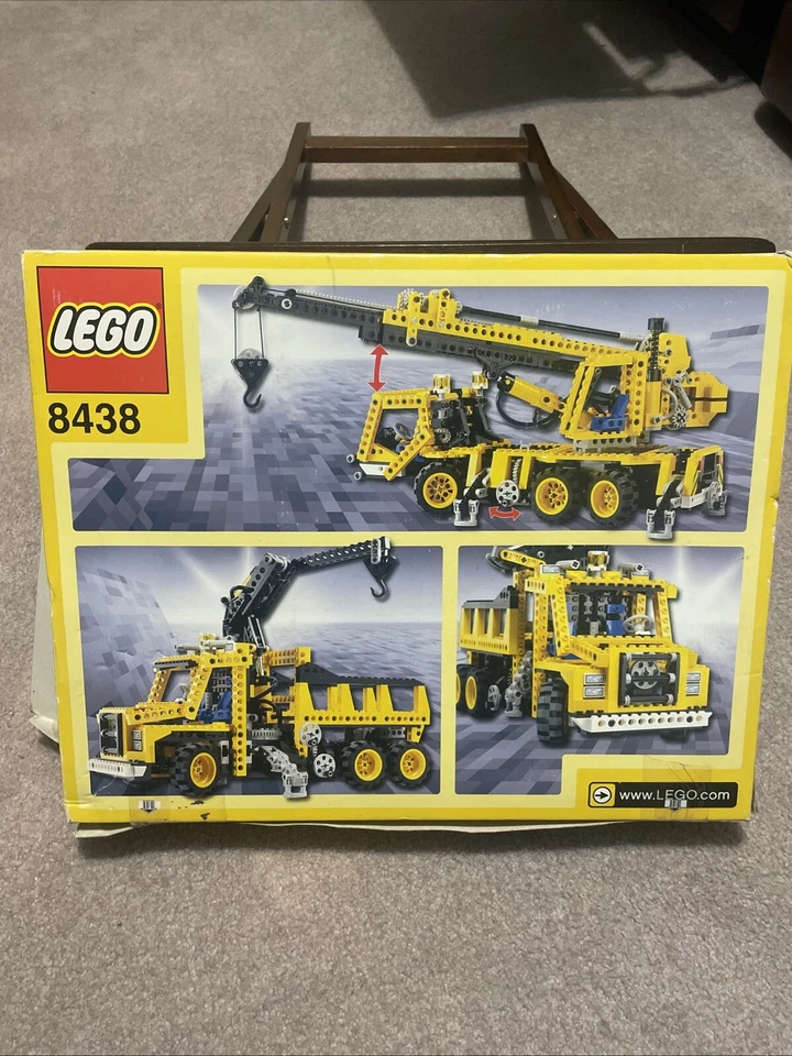 Lego Set 8438 Technic  Crane Truck - Image 2 of 2