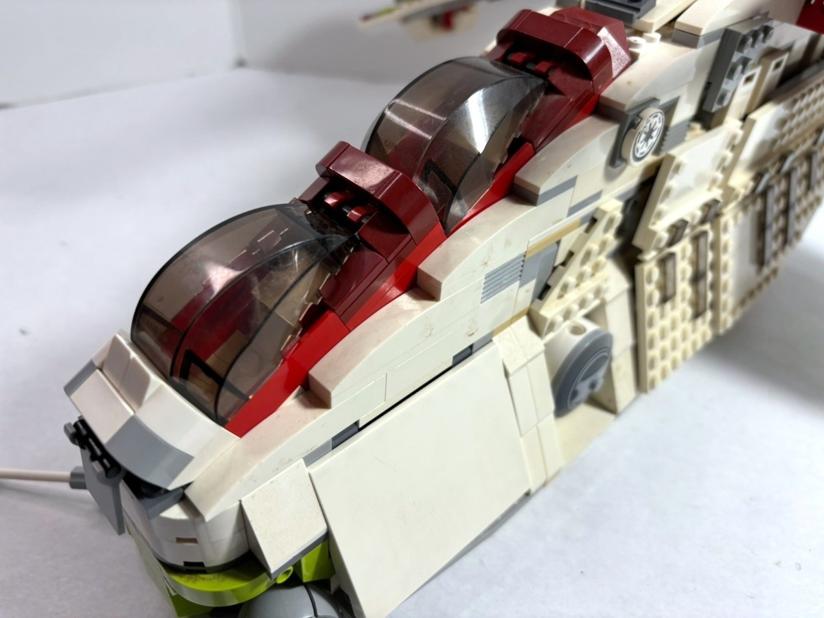 LEGO Star Wars: Republic Attack Gunship 7676 (2008) LOT C