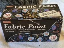 Fabric Paint By Shuttle Art 18 Colors.     (E29)
