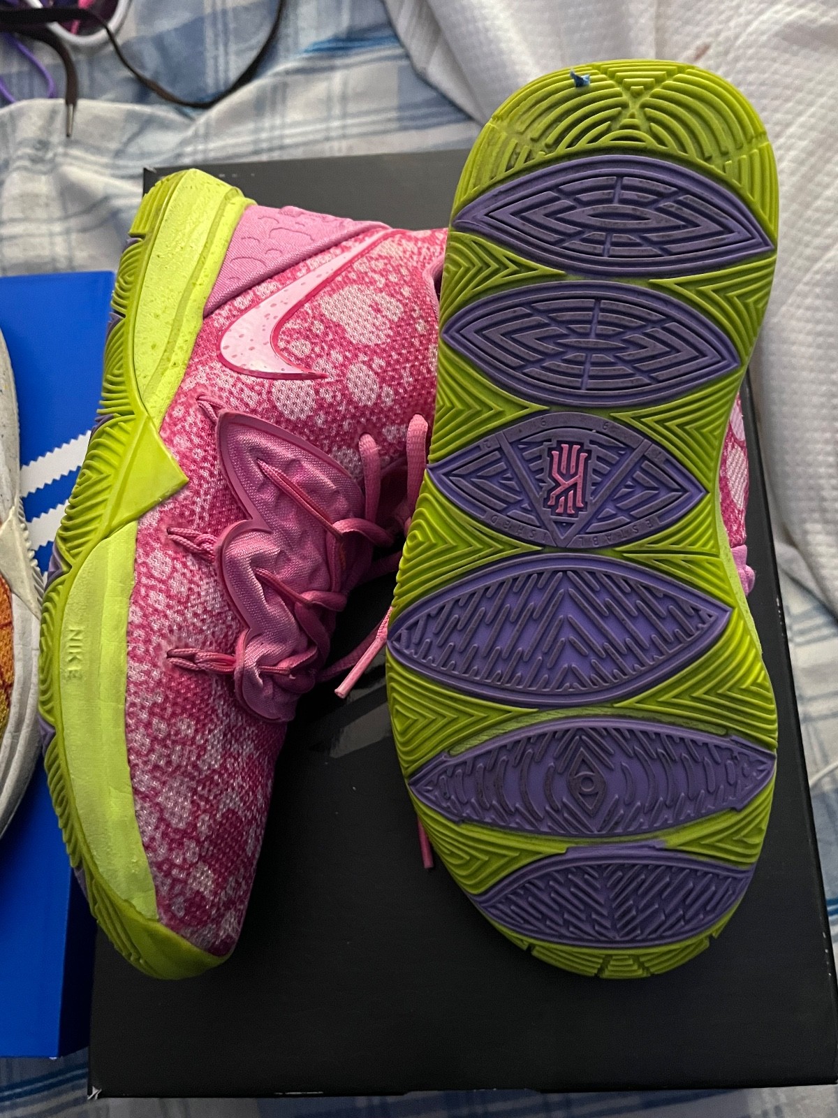 Nike SpongeBob SquarePants, Patrick, Pineapple ho… - image 7