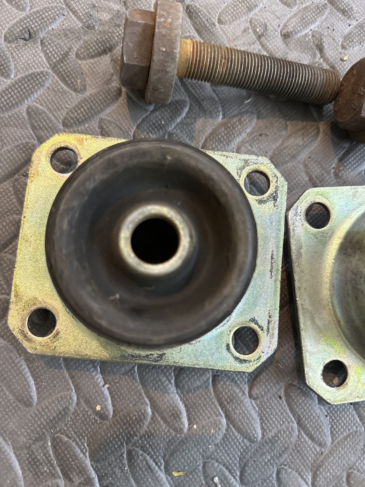 2004 Lamborghini Gallardo Manual Transmission Mounts Used