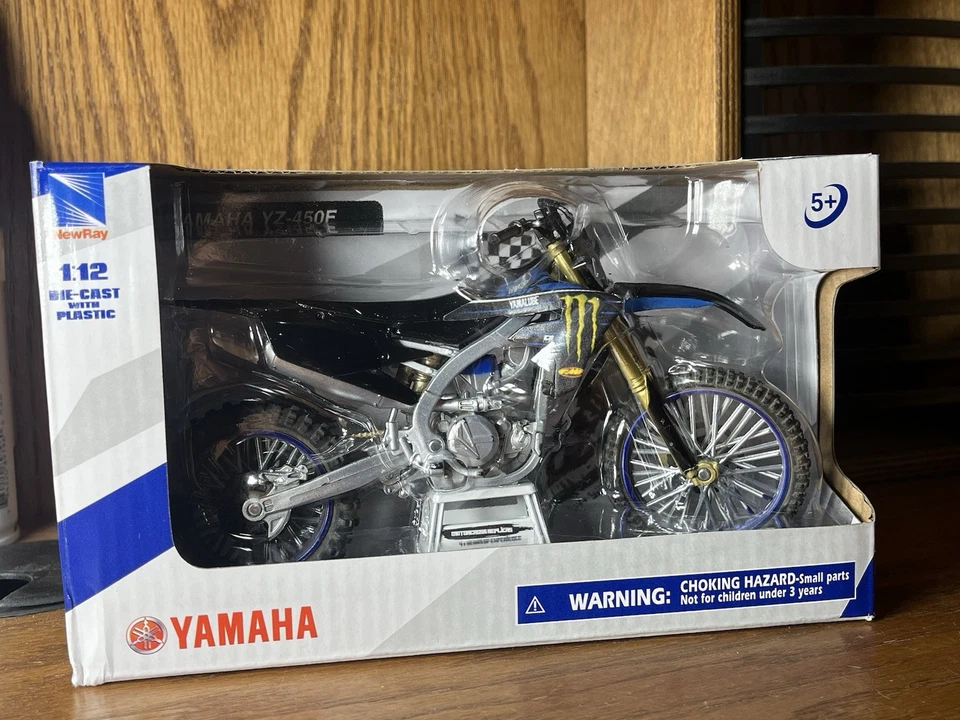 Yamaha Yz450 MONSTER 1:12 Scale Custom Made For Display - Image 4 of 4