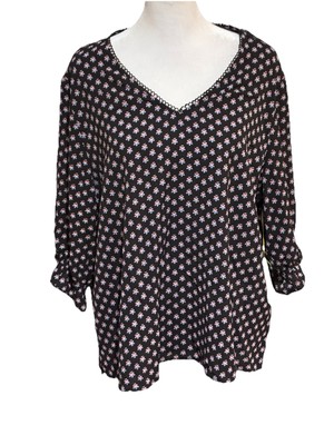 Cece Blouse Navy Blue V Neck W/ Lace Small Red & Blue Flower Blouse