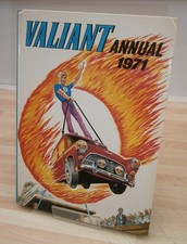 Vintage VALIANT Annual 1971 - Price UNCLIPPED - Claen Cover Boards
