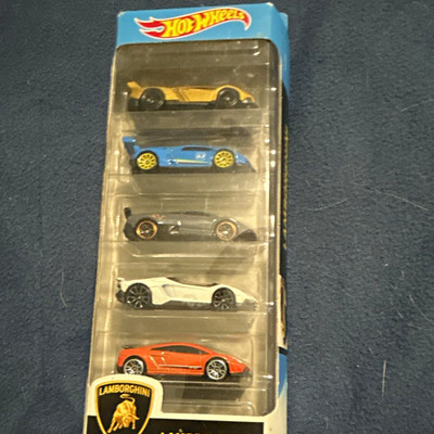 Hot Wheels Lamborghini 5-Pack Multicolor Diecast Car Vehicle Collection