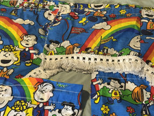 Peanuts curtain set with bonus pillow cover