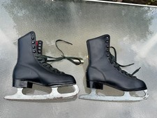 Boys figure skates youth size 5