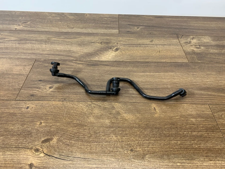 Línea de tubo de vacío de refuerzo de freno Mercedes-Benz E 550 63AMG 2012-2016 A2124300529 Foto 3 de 4