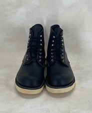Red Wing Size 8 D 41 EU 8165 is a classic 6-inch round-toe boot Black. Factory