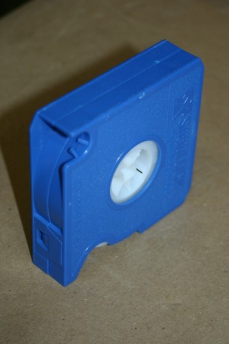 Case (93) Blue Tuscan Dual K SnapLock Micro Cartridge 16mm Microfilm ANSI C-Clip - Picture 8 of 11
