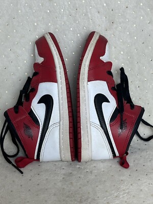 スニーカー TD NIKE Air Jordan 1 Chicago Jordan 1 Low TD Cleat 'Chicago' 2023 - Air Jordan - FJ6245