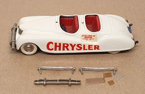 Brooklin 1/43 Scale BRK8A - 1941 Chrysler Newport Indy 500 Pace Car - White - Picture 4 of 5