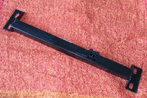 T3 HALTER  255.887.371  f. B2B Sitz links / LLE Multivan Red- Blue- Whitestar