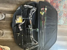 Mathews Halon 32 6 Compound Bow in Lost Camo RH 60# 29"  343fps! Extras 