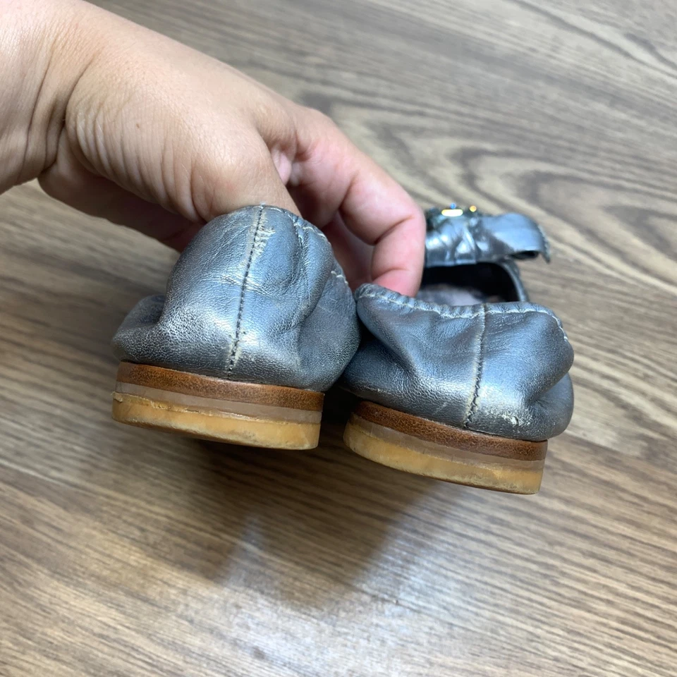 Miu Miu Camoscio Metallic Silver Crystal Studded Scrunch Ballet Flats Sz 38.5 - Image 4 of 4