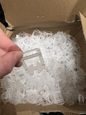 100s Tile Levelling System Clips for Professional Ceramic Tile and Stone