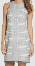  400 Maggy London Women's White Floral Jacquard Sleeveless Shift Dress Size 4