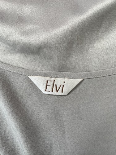 Elvi Women's Grey Sleeveless Satin Blouse Size 16 - Picture 10 of 12