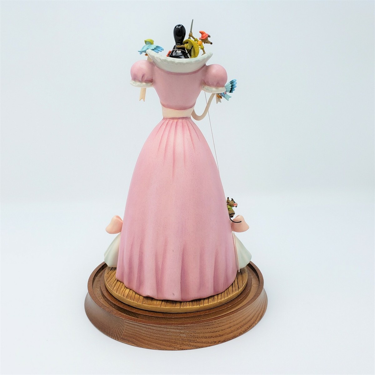 WDCC Cinderella Dress A Lovely Dress For Cinderella LE 89