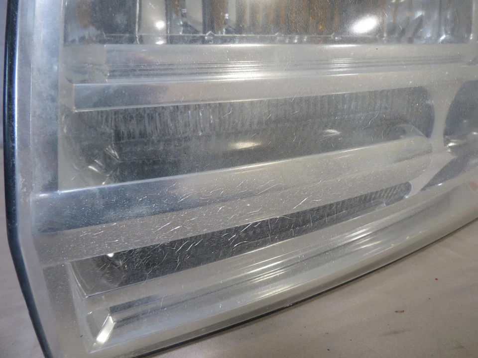 07-14 Lincoln Navigator XENON HID Farol Lâmpada Lado Esquerdo MOTORISTA Fabricante de Equipamento Original - Imagem 4 de 4