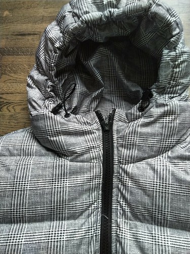 Schwarz-weiße Steppjacke (Winter) mit Glencheck-Muster von Urban Classics, Gr. M - Bild 2 von 4