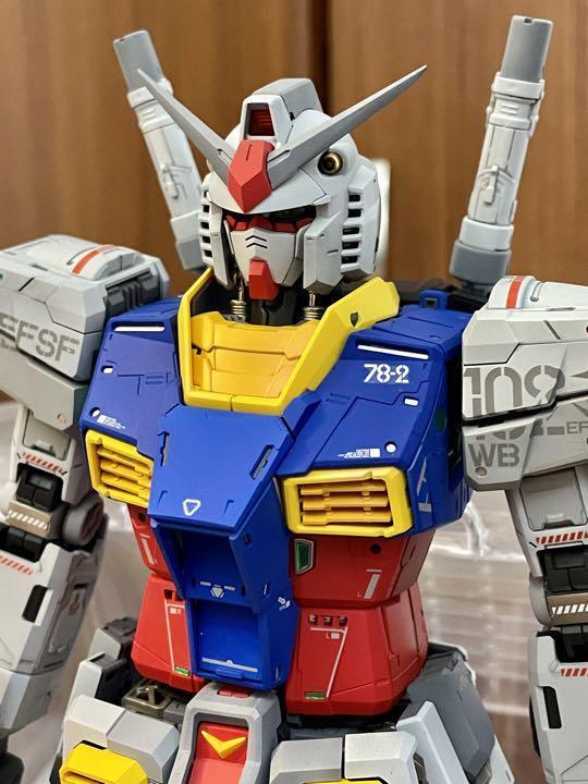 Built & Painted Bandai PG UNLEASHED 1/60 RX-78-2 Gundam Built & Painted Bandai PG UNLEASHED 1/60 RX-78-2 Gundam