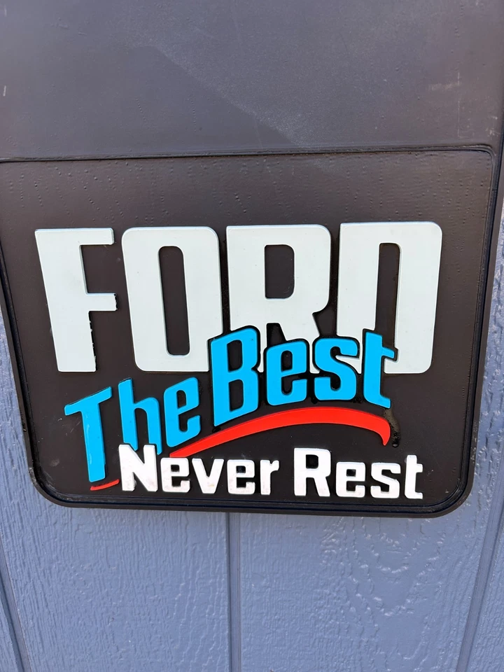 Guardabarros vintage para camión PlastiColor "FORD The Best Never Rest" hechos en EE. UU. Nuevos Foto 3 de 4