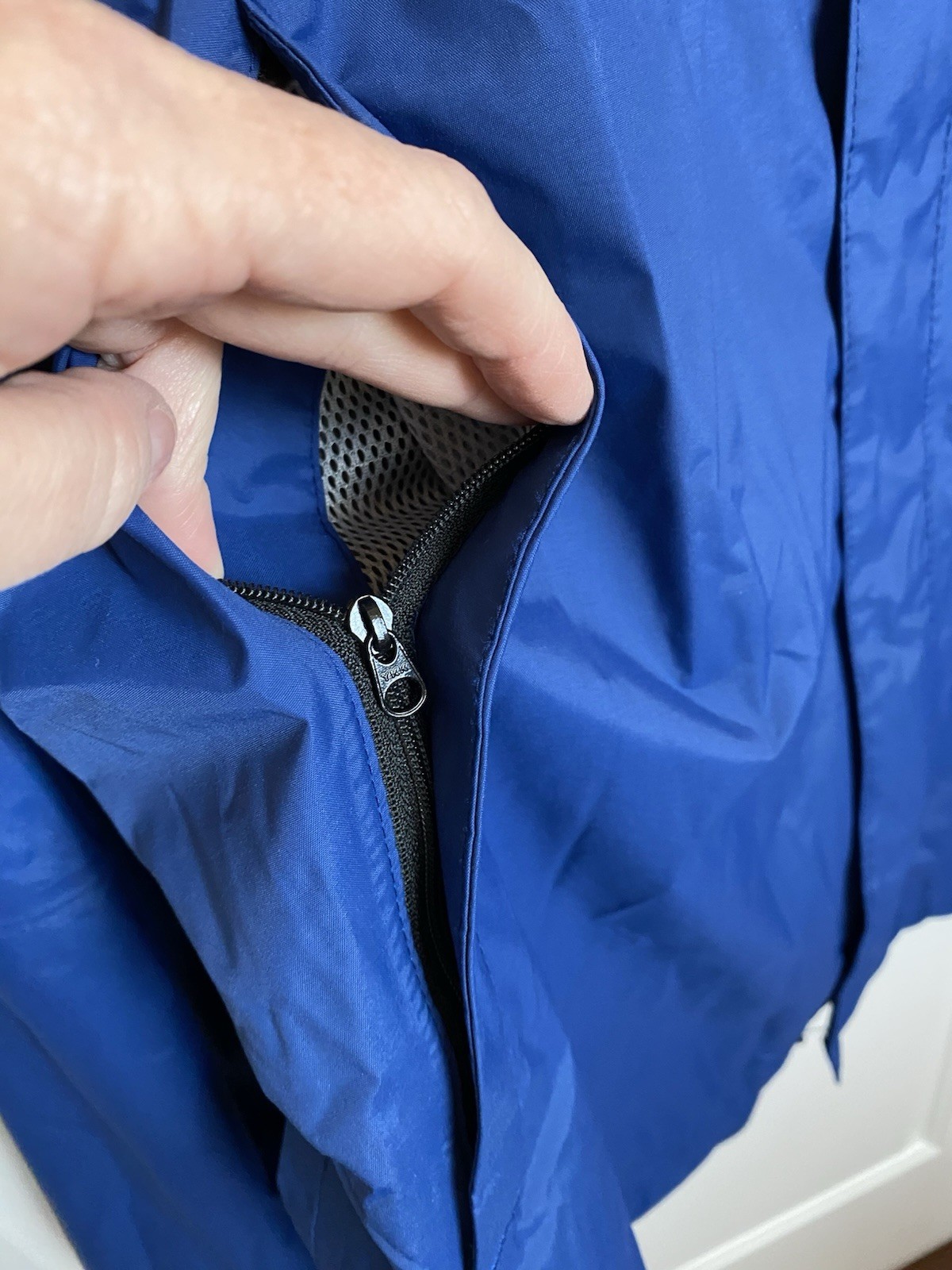 Helly Hansen Royal blue rain jacket windbreaker o… - image 8