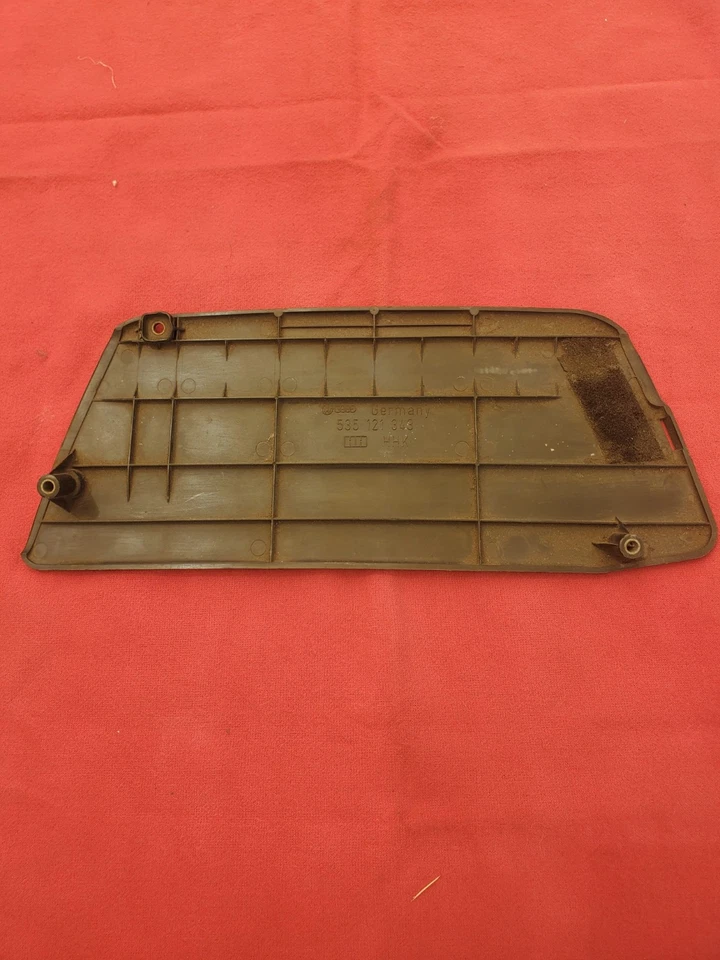 CUBIERTA SUPERIOR VENTILADOR RADIADOR VOLKSWAGEN CORRADO ORIGINAL USADA 535121343 Foto 2 de 2